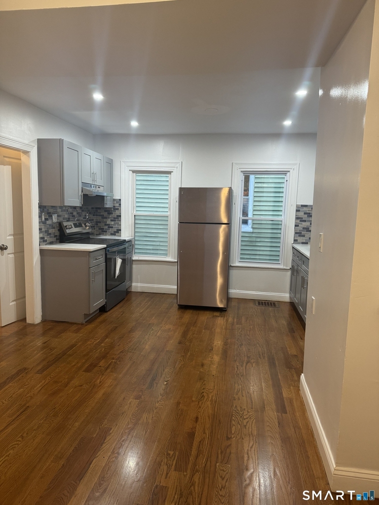 1248 Pembroke Street - Photo 0