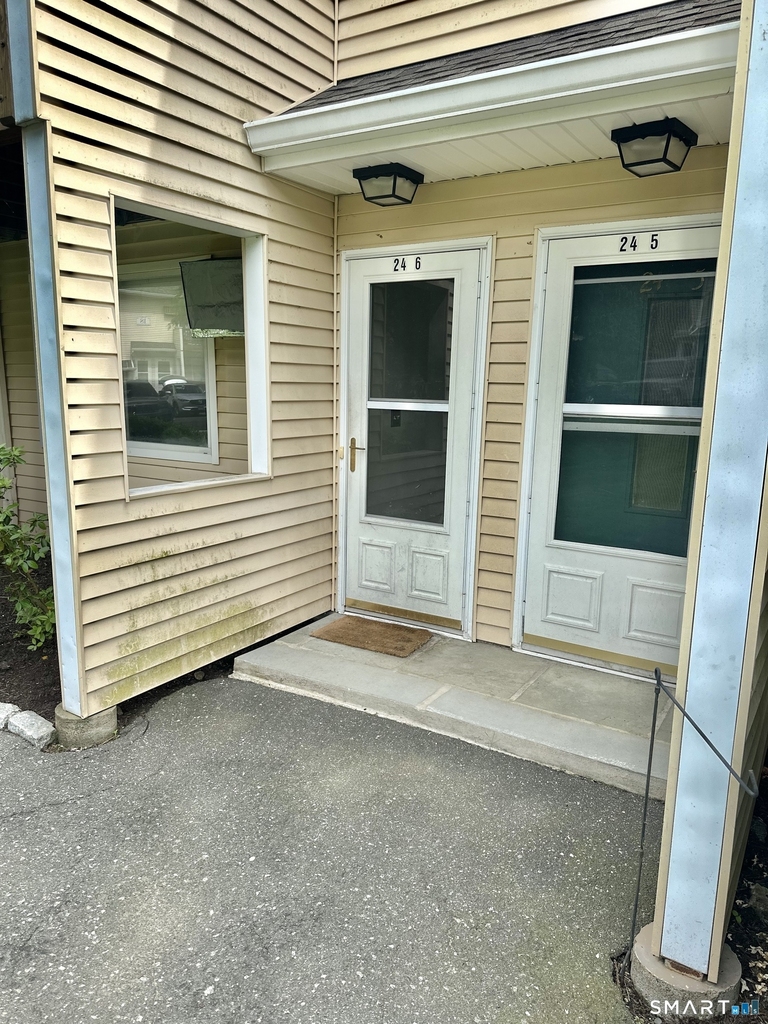 8 Rose Lane - Photo 2