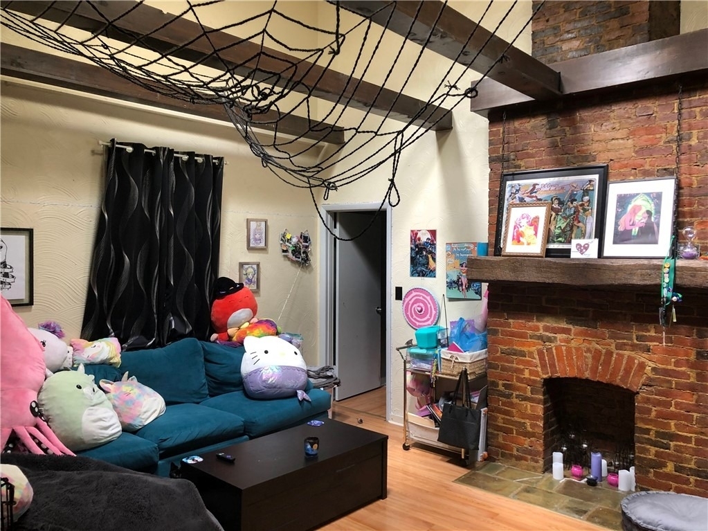 406 Colton St - Photo 3