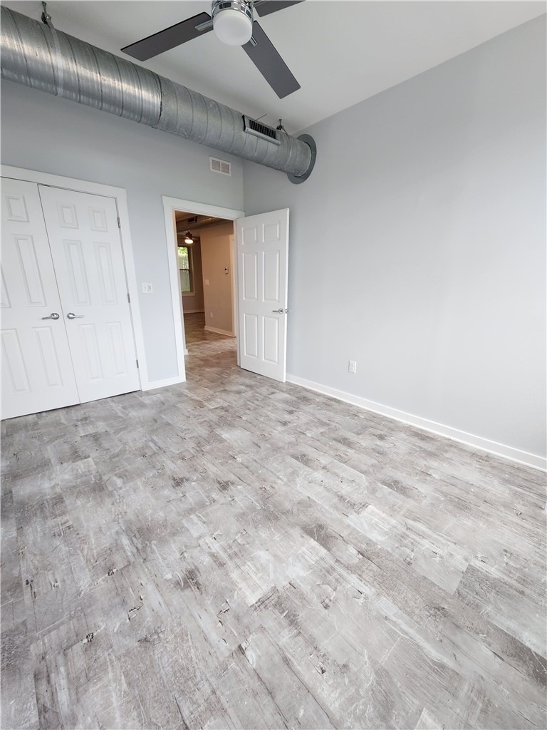 6026 Butler St - Photo 6