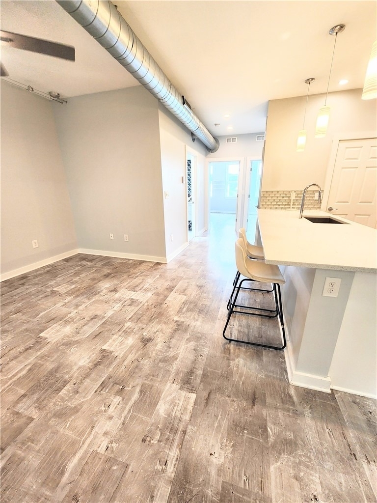 6026 Butler St - Photo 2