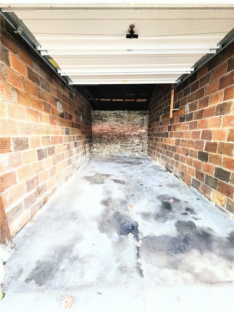 40 Walnut St - Photo 0