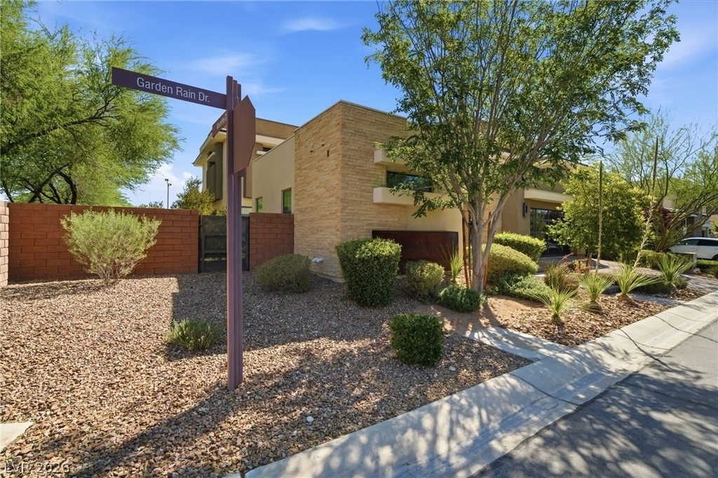 2 Garden Rain Drive - Photo 2