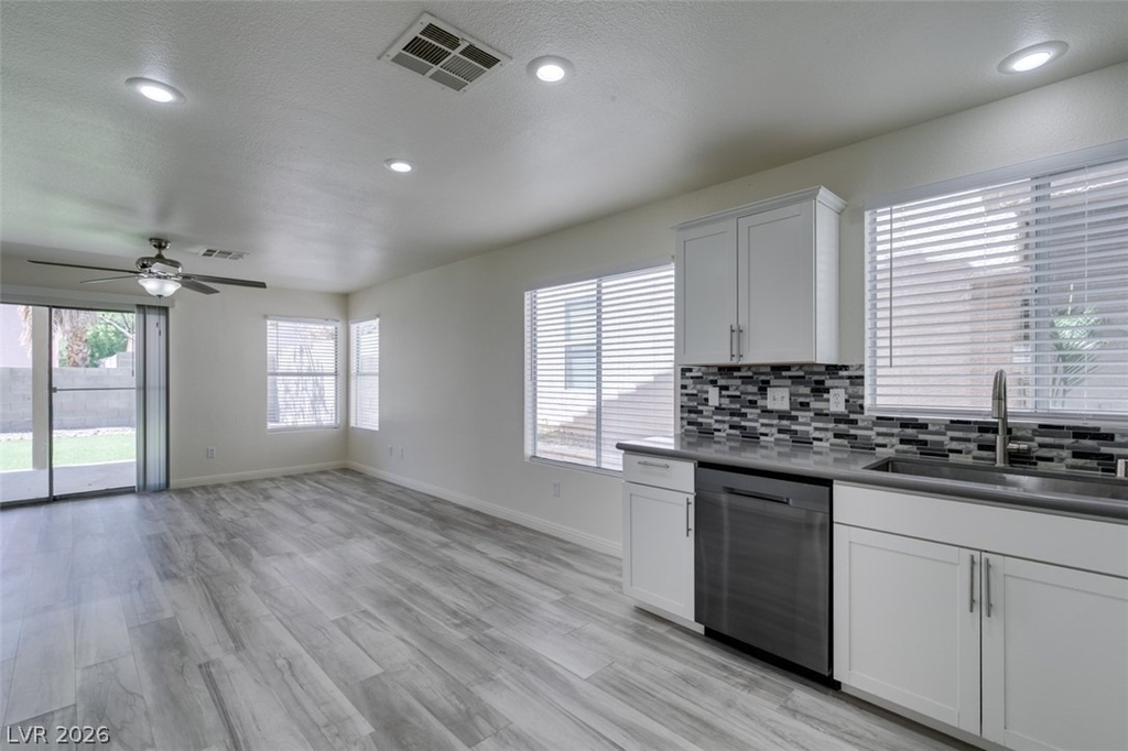8705 Majestic Pine Avenue - Photo 8