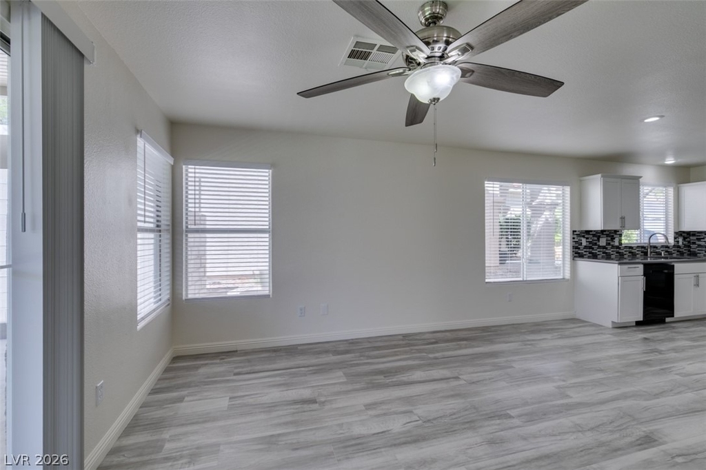 8705 Majestic Pine Avenue - Photo 28