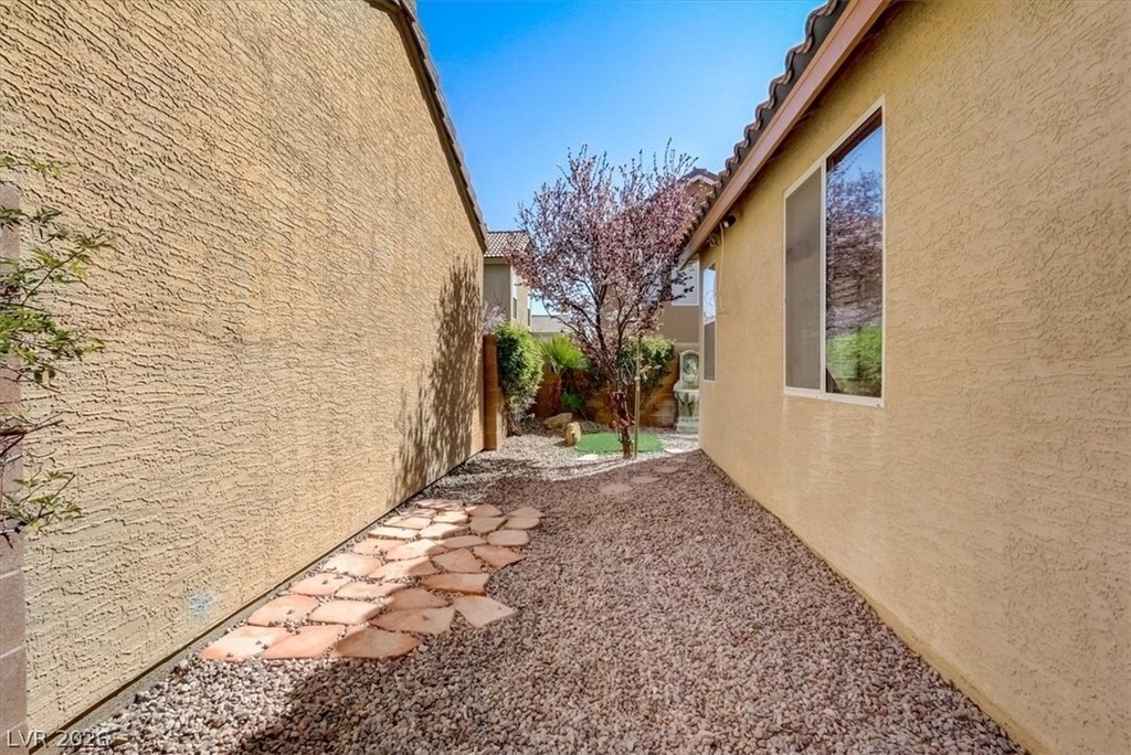 10948 Positano Street - Photo 25