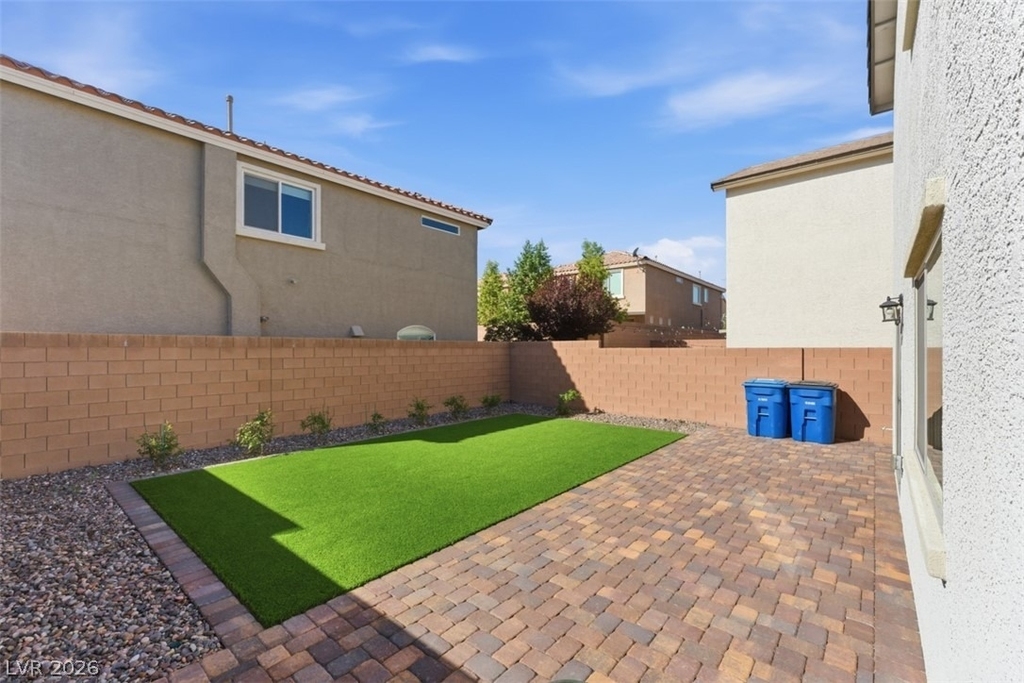 5427 Barcola Avenue - Photo 37