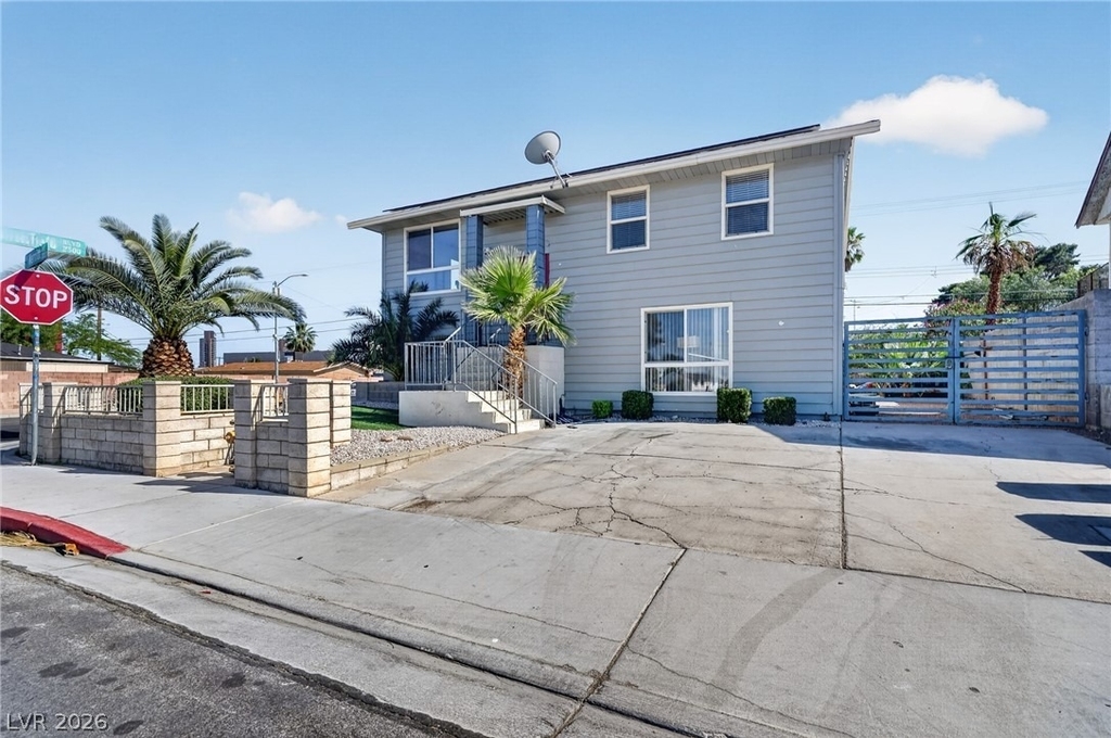 3001 Merritt Avenue - Photo 1