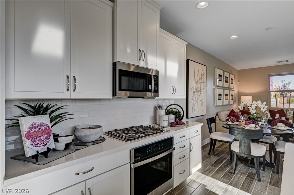 918 Cottonwood Hill Place - Photo 18