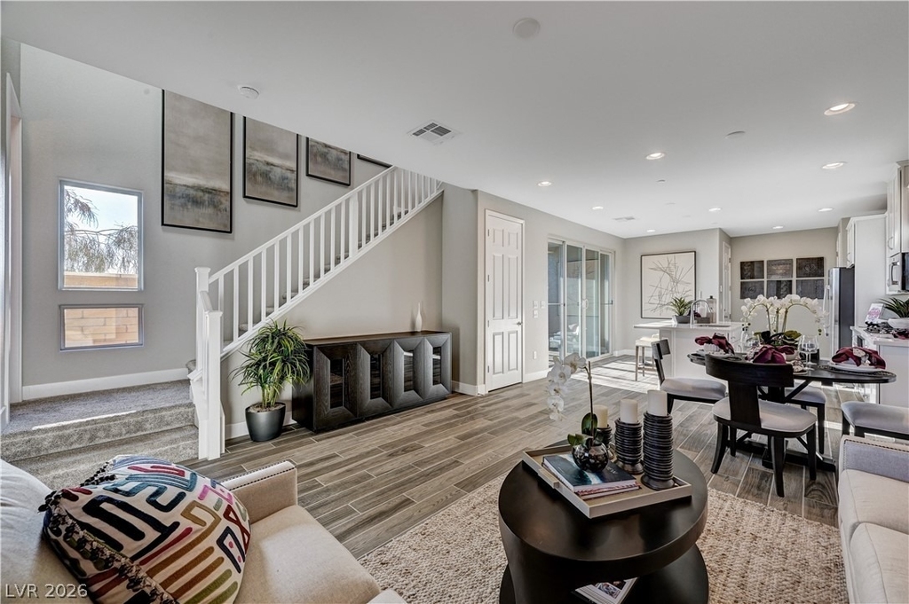 918 Cottonwood Hill Place - Photo 9