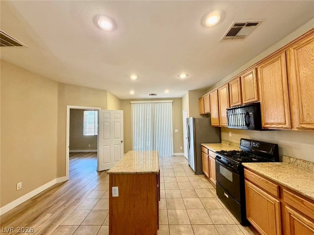 715 Quayside Court - Photo 3