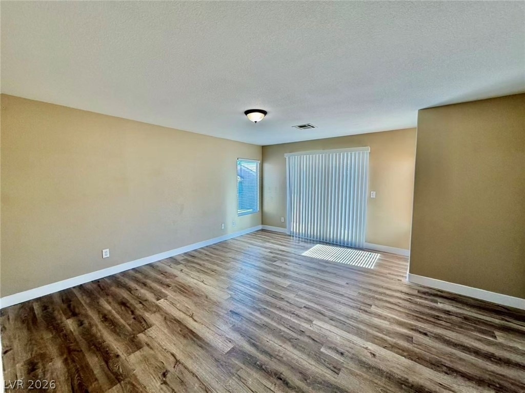 715 Quayside Court - Photo 10