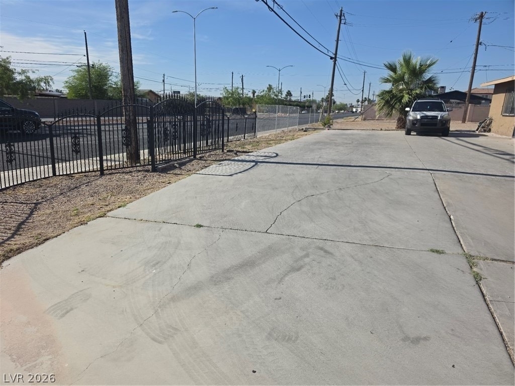 1809 Putnam Avenue - Photo 3