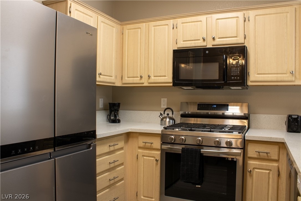 855 N Stephanie Street - Photo 6