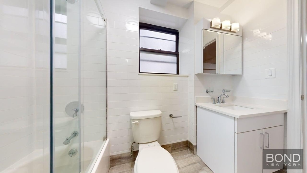 East 38th Street - Photo 6