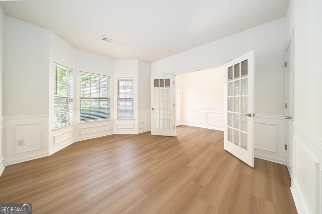 715 Moonlight Way - Photo 8