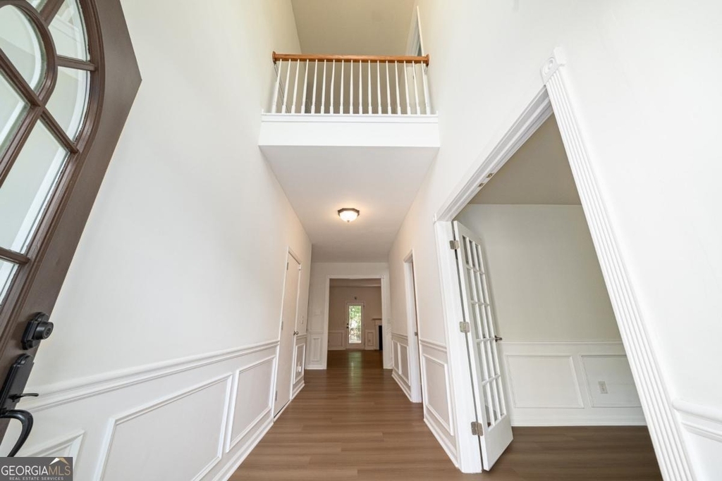 715 Moonlight Way - Photo 4