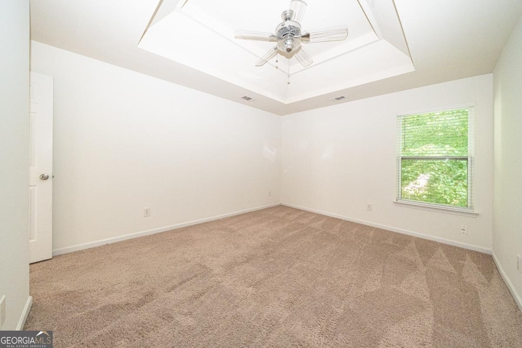 715 Moonlight Way - Photo 23