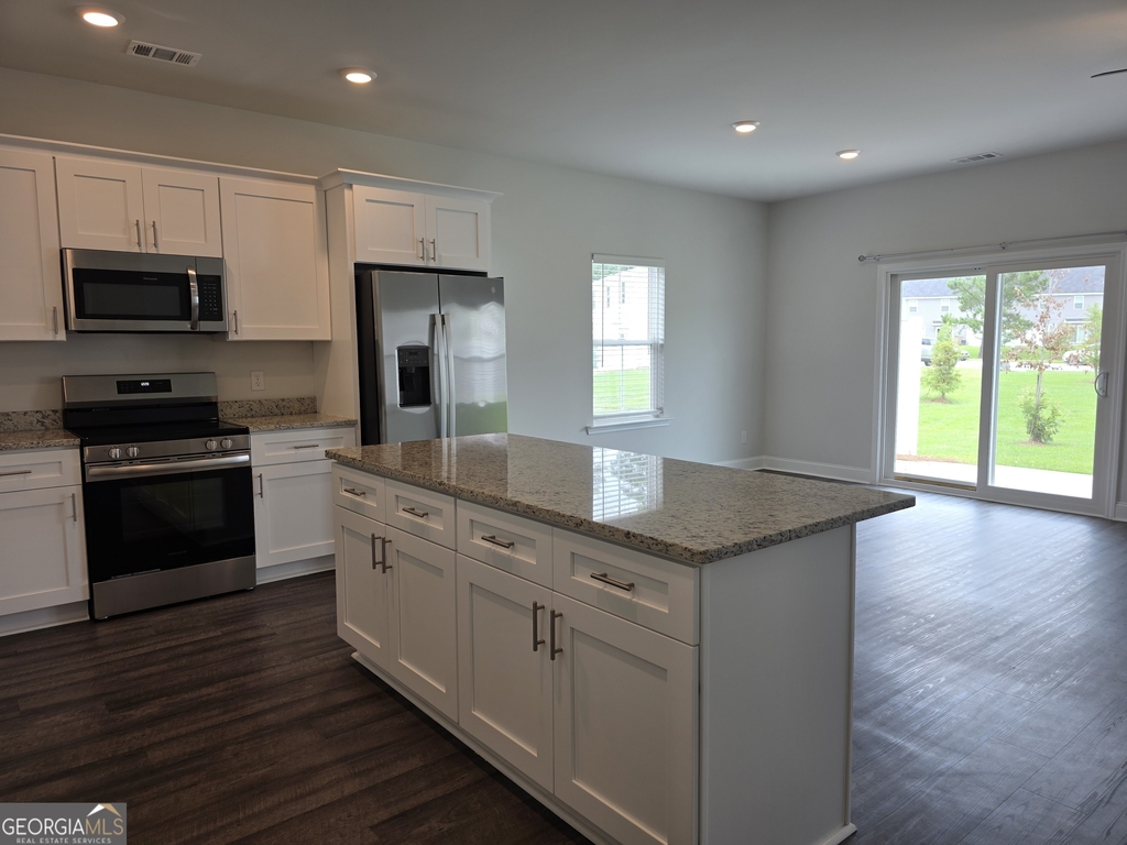 541 Governor Treutlen Circle - Photo 11