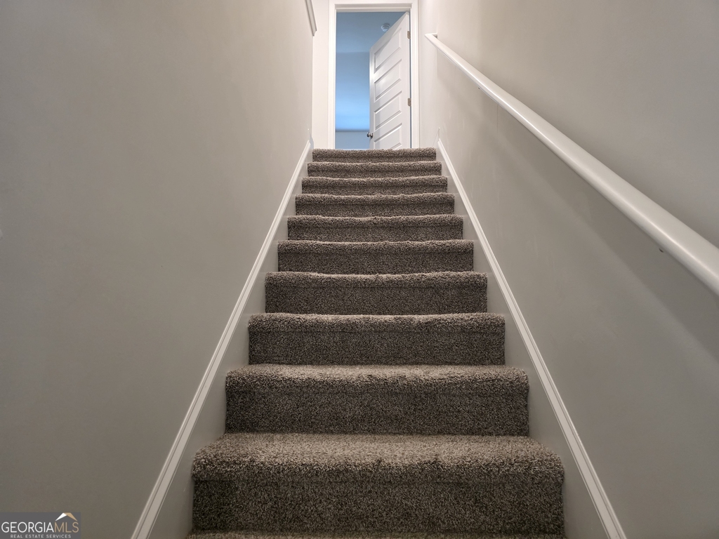 541 Governor Treutlen Circle - Photo 11