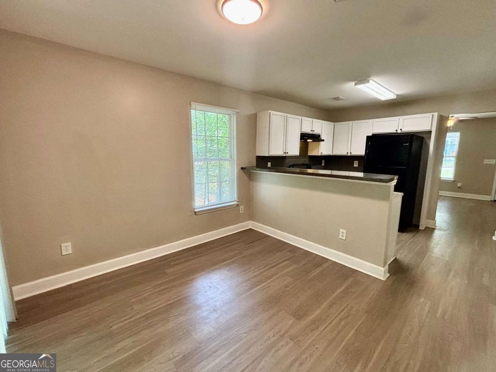 2595 Elliott Street Nw - Photo 8