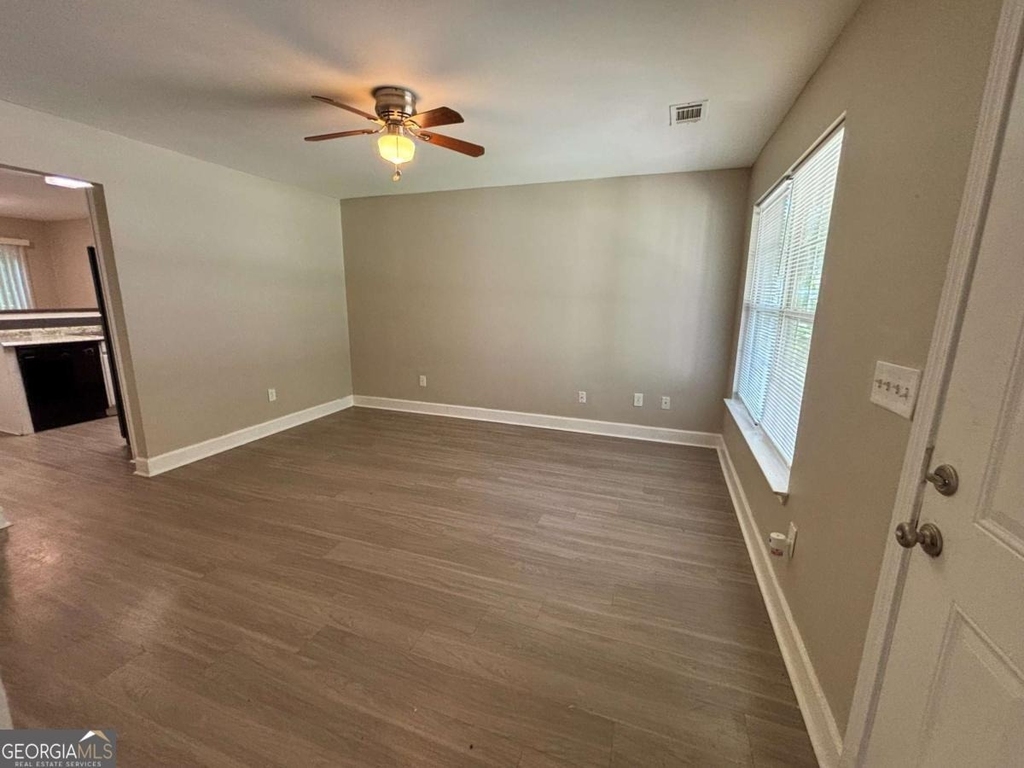 2595 Elliott Street Nw - Photo 2