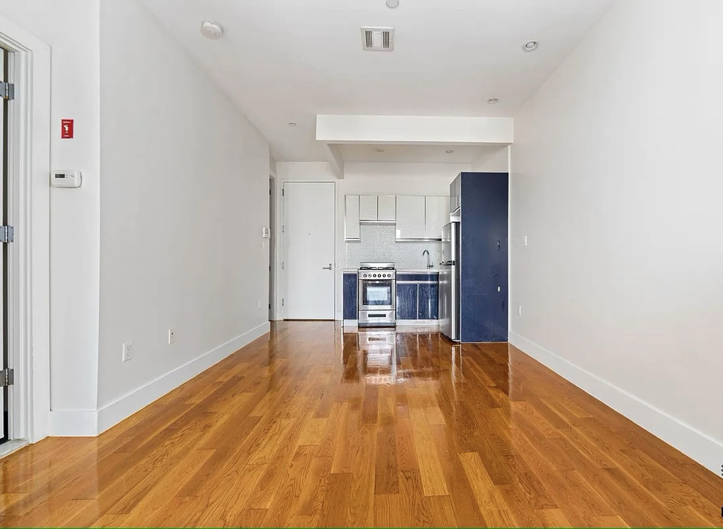 751 Dekalb Avenue - Photo 1