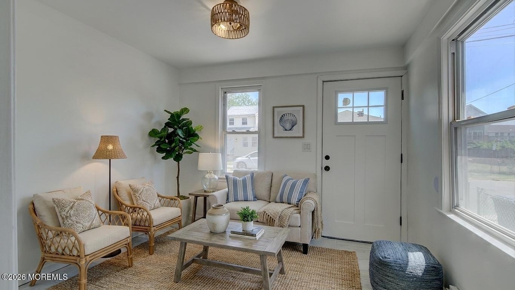 19 Bayview Avenue - Photo 8