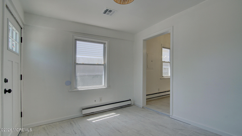 19 Bayview Avenue - Photo 9