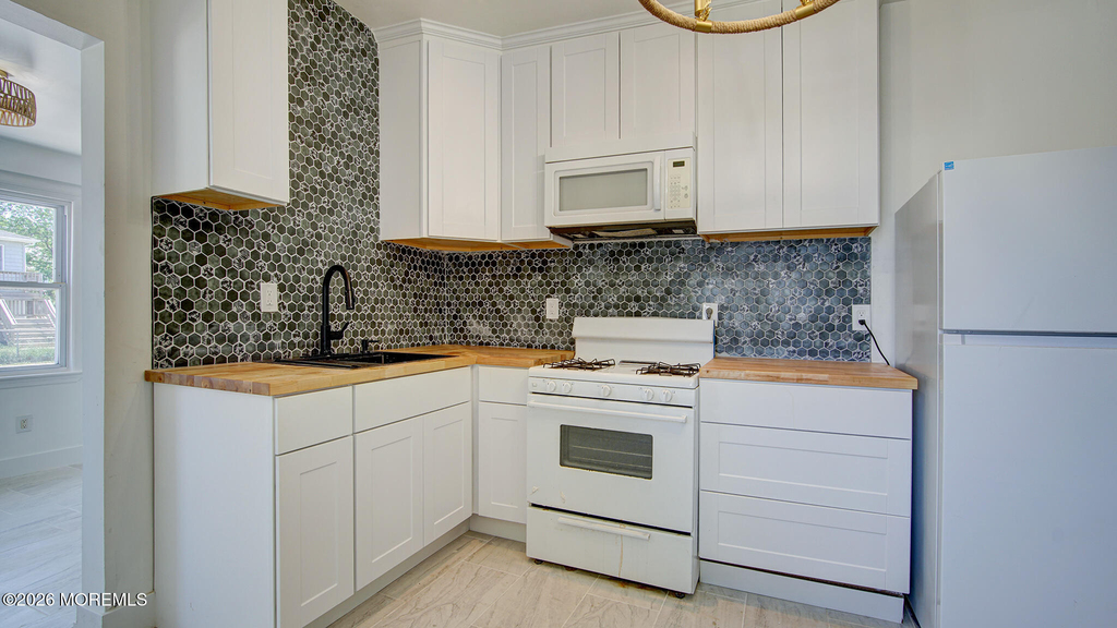 19 Bayview Avenue - Photo 11