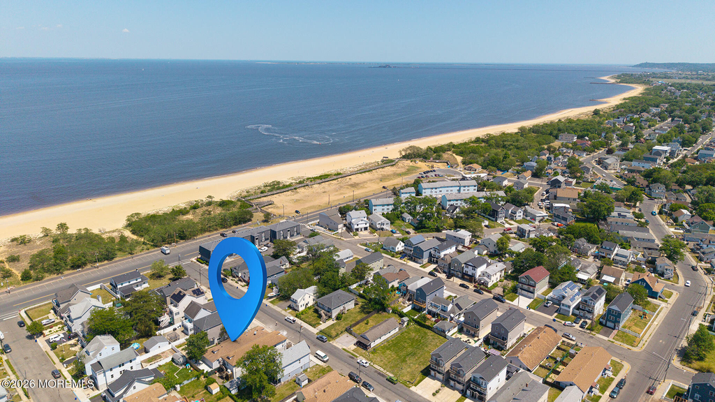 19 Bayview Avenue - Photo 3