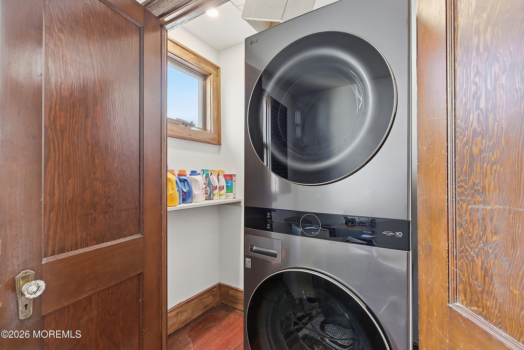 600 N Bayview Avenue - Photo 23