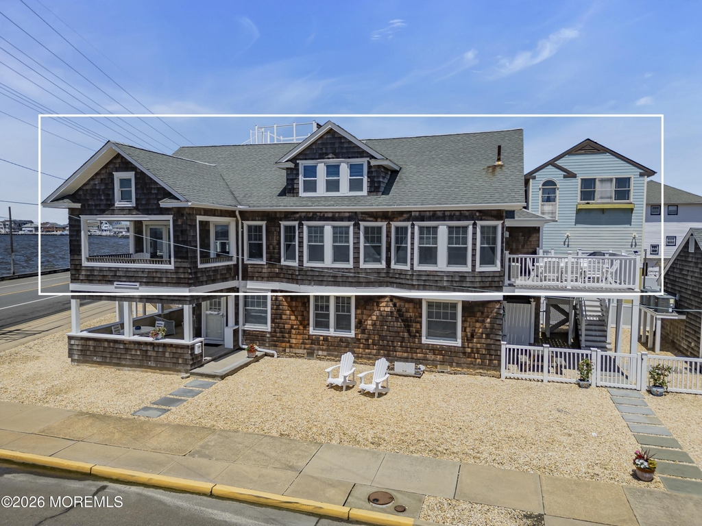600 N Bayview Avenue - Photo 26