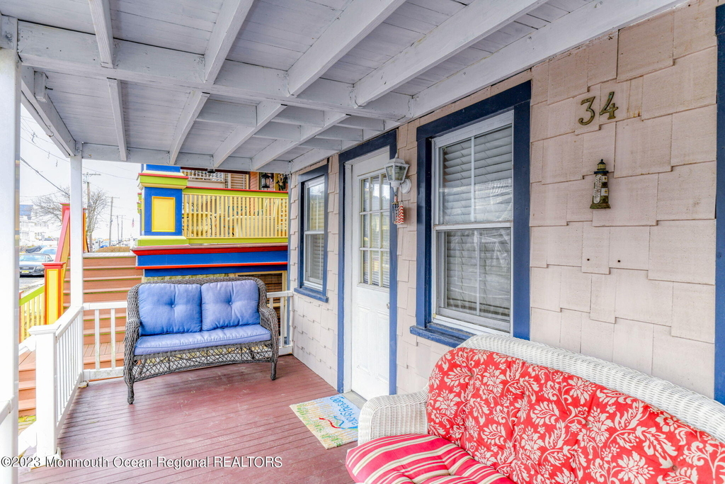 34 Webb Avenue - Photo 2