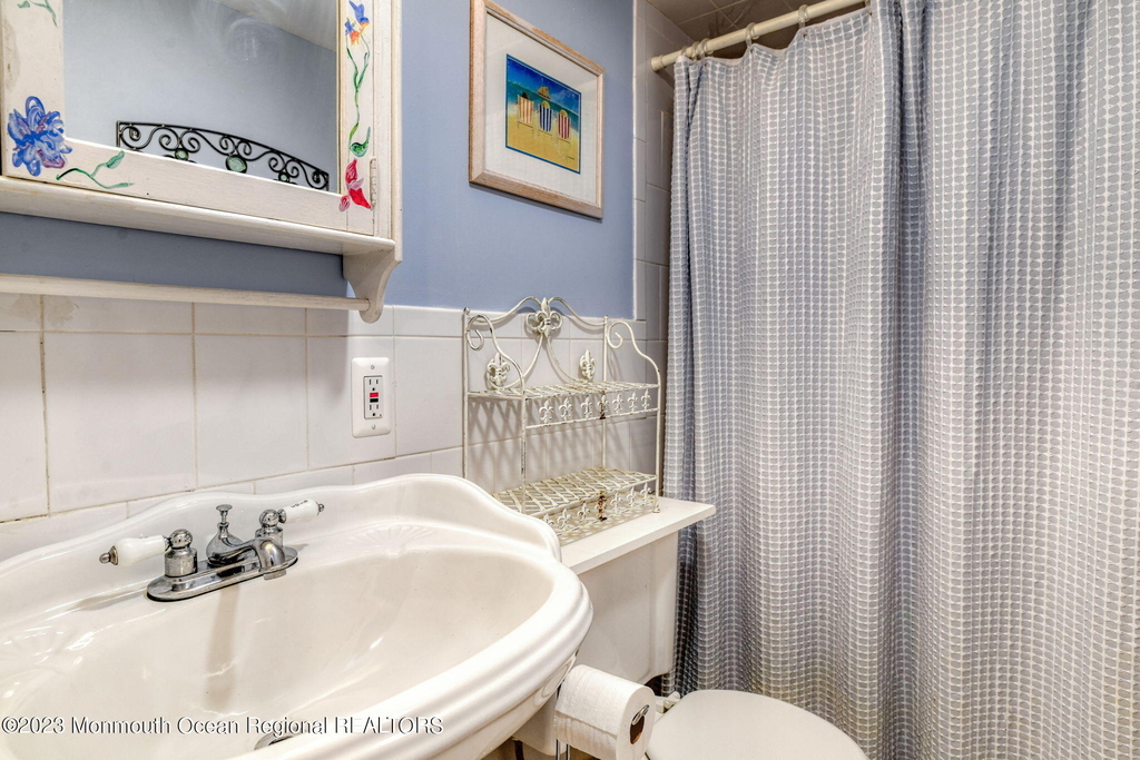34 Webb Avenue - Photo 11