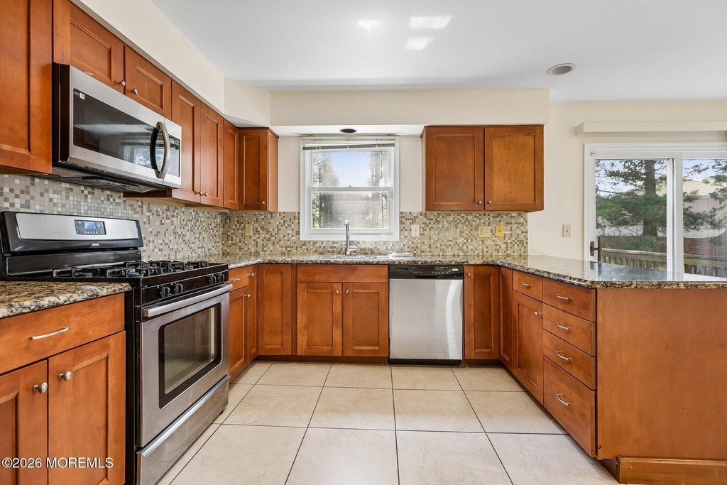 157 Northampton Drive - Photo 18