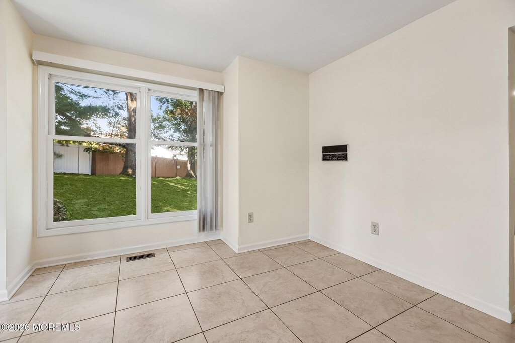 157 Northampton Drive - Photo 14