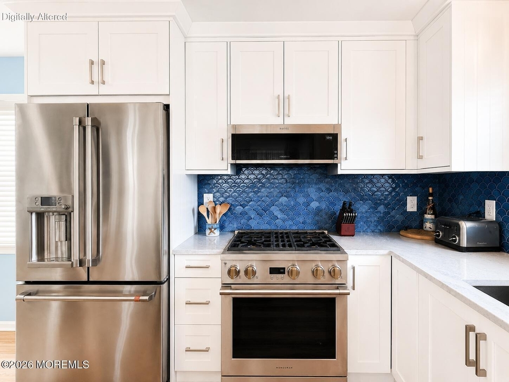300 Coolidge Avenue - Photo 0