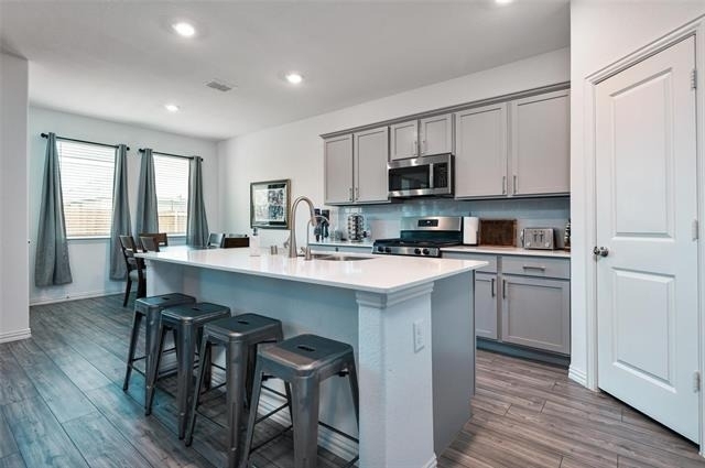635 Beltrand Lane - Photo 2
