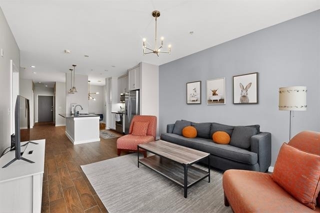 5609 Smu Boulevard - Photo 1