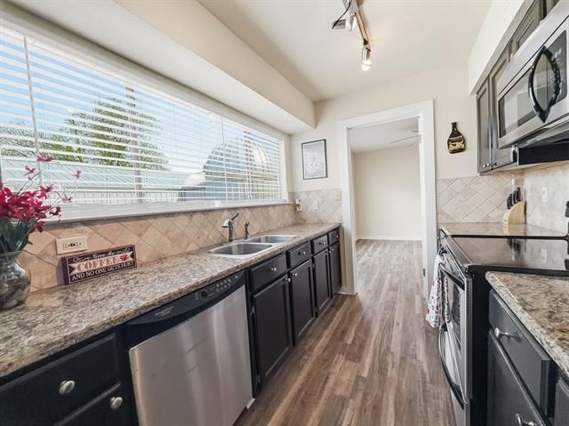 4402 Holland Avenue - Photo 12