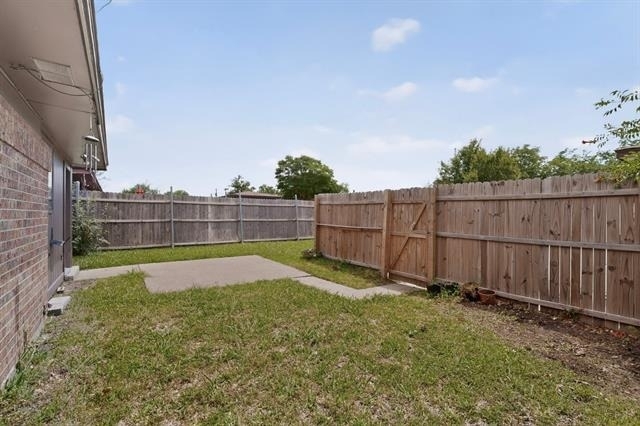 312 Cole Street - Photo 26