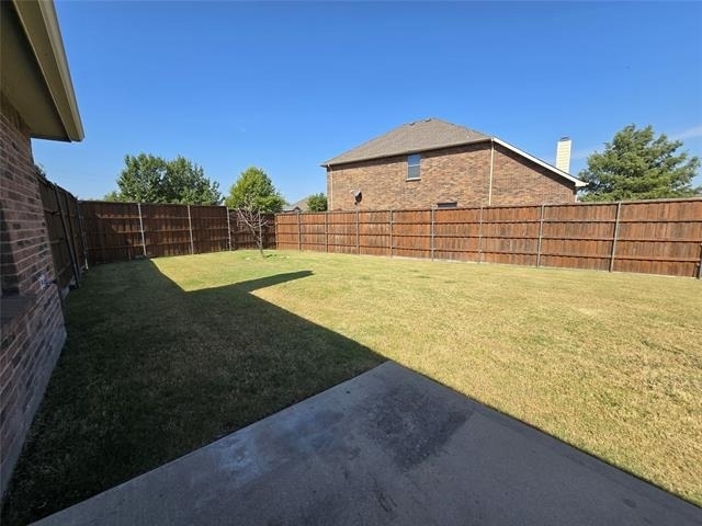 5750 Crestwood Drive - Photo 16