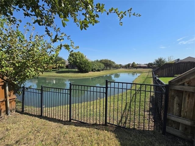 5750 Crestwood Drive - Photo 17