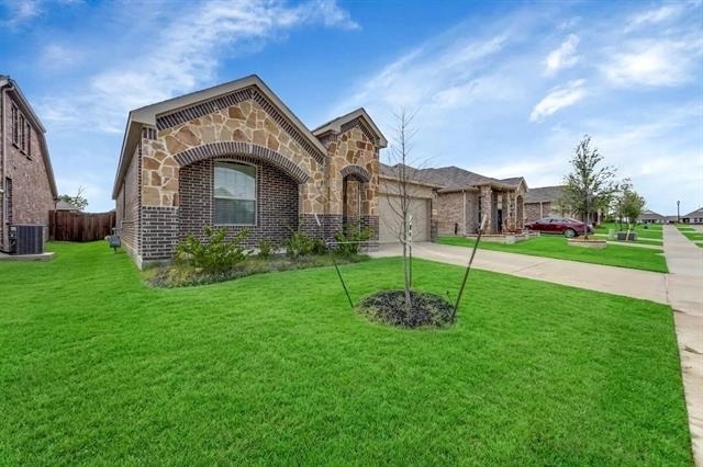 8425 Honeylocust Street - Photo 31