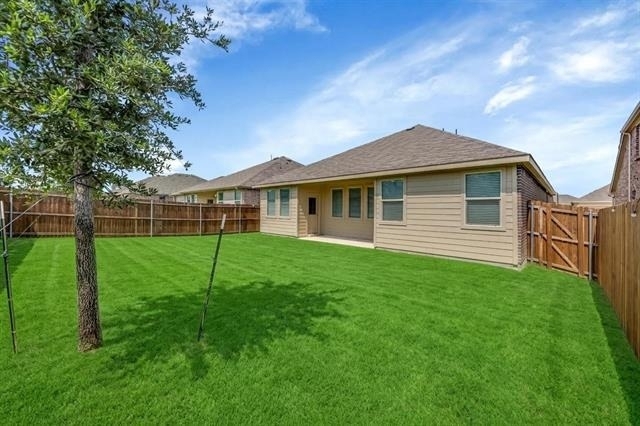8425 Honeylocust Street - Photo 29