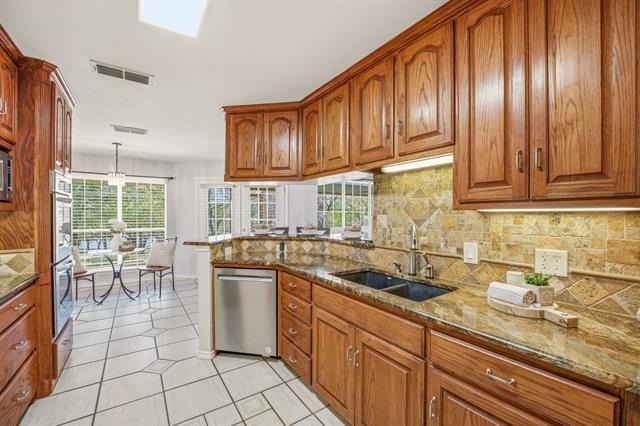 2700 Solar Court - Photo 15
