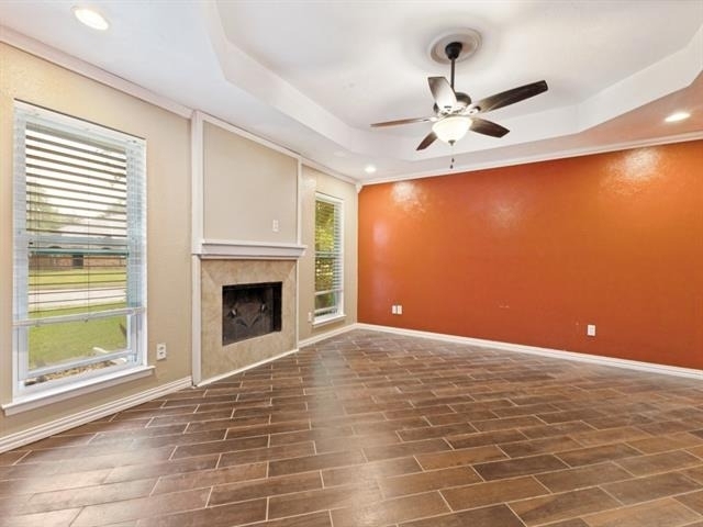 829 Broadmoor Drive - Photo 3
