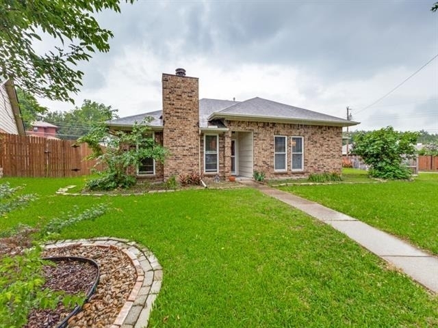 829 Broadmoor Drive - Photo 19