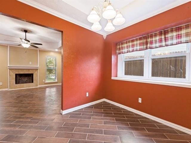 829 Broadmoor Drive - Photo 5
